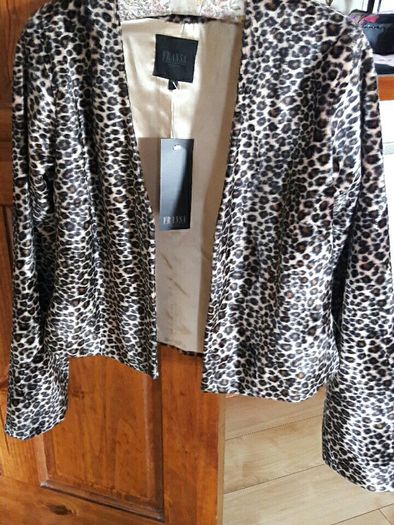 Womens  Leopard print short jacket by FRANSA Size Medium