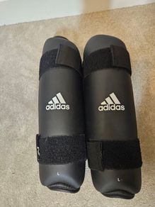 Shin Pads / Shinguards  x 2