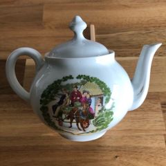 Porcelain Teapot depicting Irish Jaunting Car