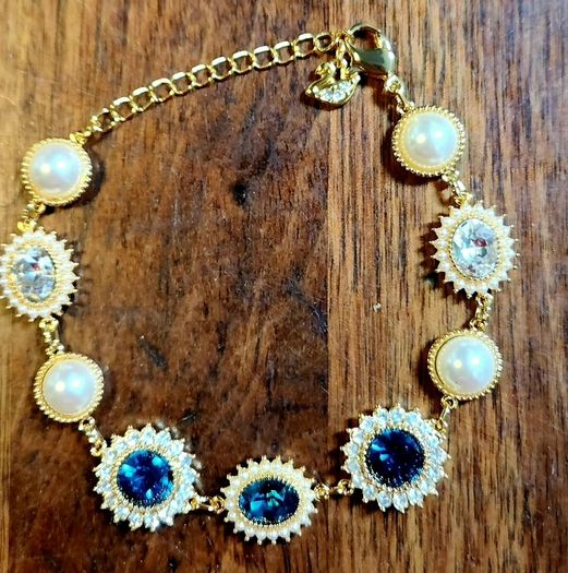Swarovski blue and pearl bracelet