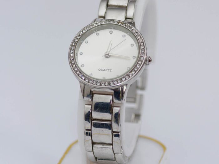 Ladies Quartz Watch
