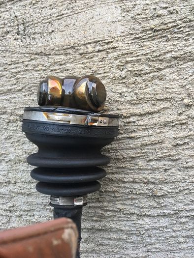 Toyota avensis drive shaft