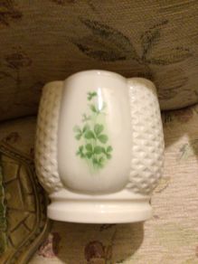 Donegal Parian China Errigal Shamrock/Clover Flower Pot