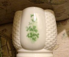 Donegal Parian China Errigal Shamrock/Clover Flower Pot