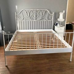 Beautiful Very Sturdy White Metal 4Ft 6 Double Bed Frame - Can Deliver