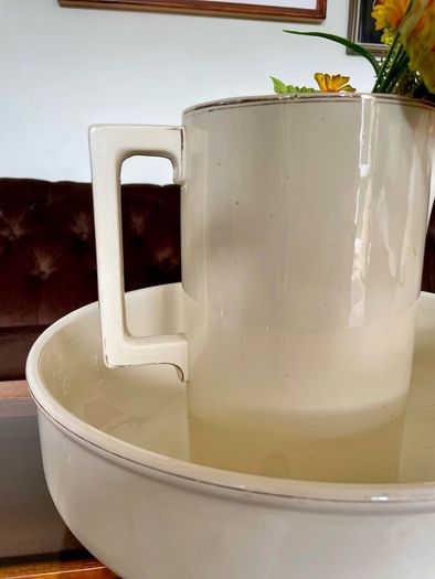 Large Sarreguemines France Ivory Washbasin and Jug Art Deco 1920s to 50s