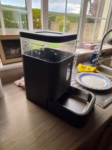 Gardner Pet 8.5L Automatic Dog Water Dispenser, Grey