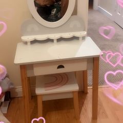 girls vanity table and chair  with mirror