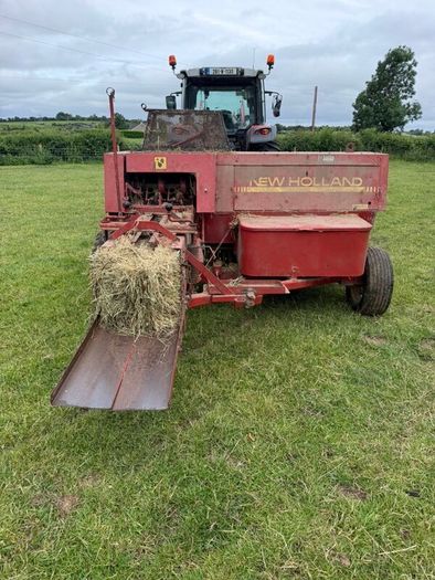Square baler
