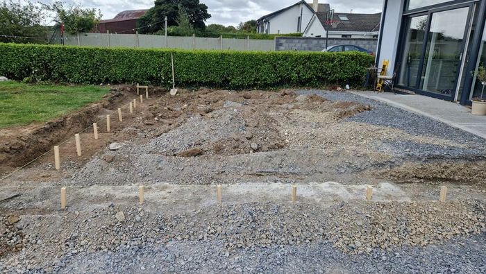 Mini digger and driver for hire/ Bricklayer