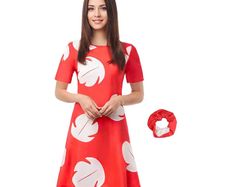 32 Hawaiian leaf dresses. Brand new for resellers