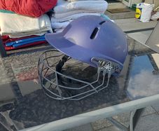 Cricket helmet
