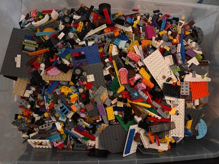 14kgs of genuine Lego