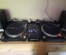 Djset up , reloop rp7000 mk2 x2 allen and heath xone 24