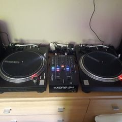 Djset up , reloop rp7000 mk2 x2 allen and heath xone 24