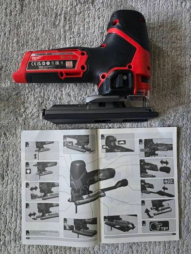 milwaukee m12 jigsaw