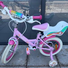girls bike with training wheels (3-5)