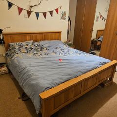 Superking solid oak size bed