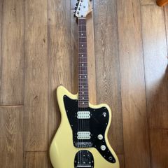 Fender Player Jazzmaster Buttercream / Pau Ferro HH Humbuckers Floating Tremolo