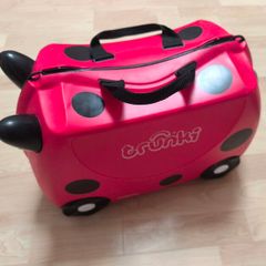 Kids trunki suitcase