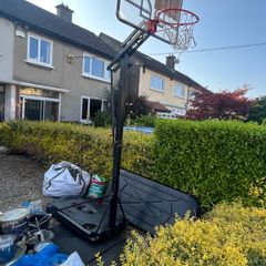 adjustable basketball hoop