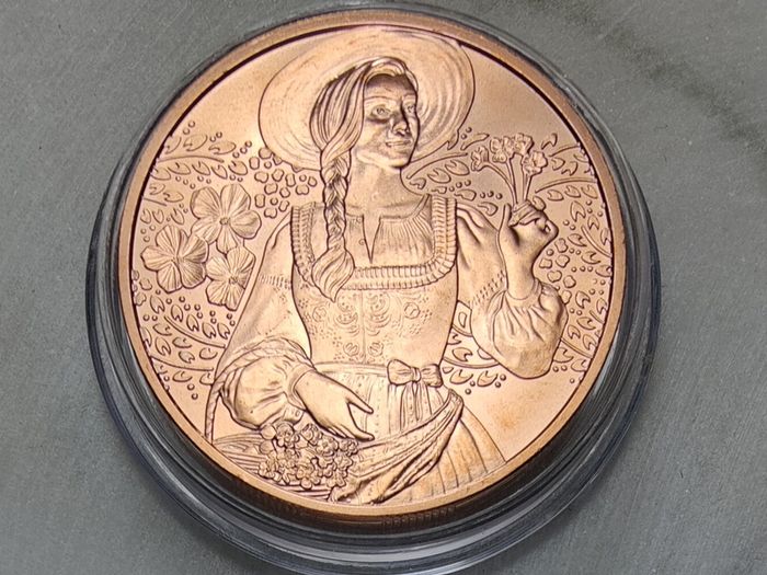 Andorra 10 Euro Copper (.999) Uncirculated Coin 2025 - Linen - Traditional and Trendy