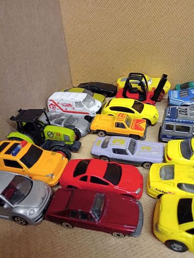 Toy Cars X 28