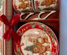 Christmas gingerbread mug and saucer set - new in box