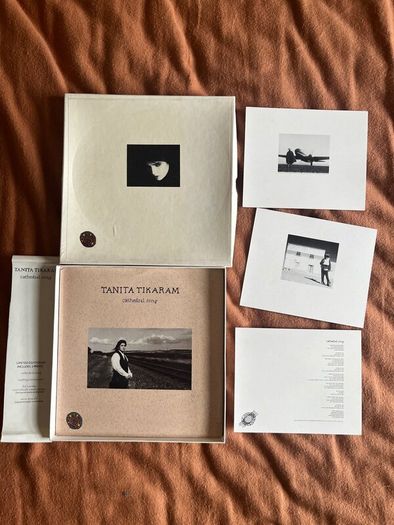 1000 Vinyl   7 inch singles collection