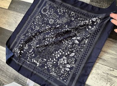 Ladies Scarf