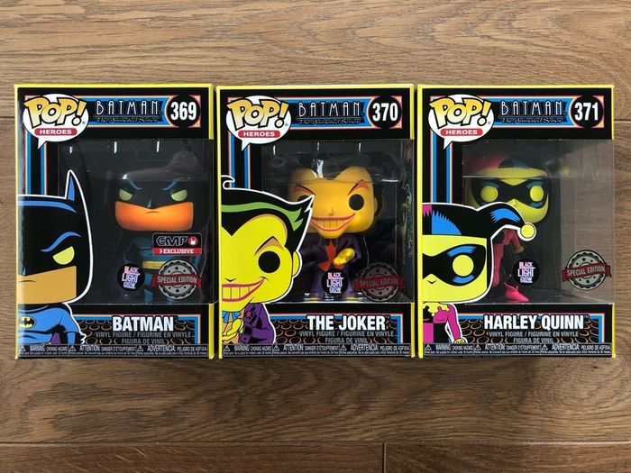 Funko Batman The Animated Series Blacklight Bundle (3 Pops!)