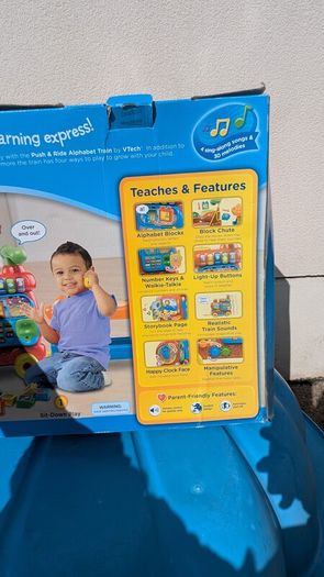 VTech Push & Ride Ultimate Alphabet Train