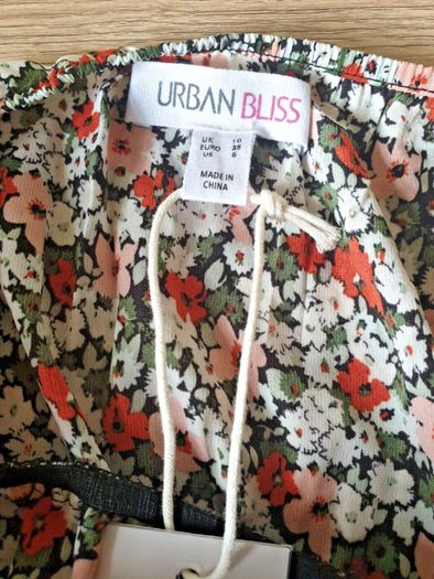 Urban Bliss Ladies Floral Puffed Sleeve Sweetheart Neck Dress Size 10 New With Tags CAN POST