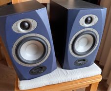 Tannoy Reveal 5A