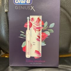 Oral-B Genius X electric toothbrush (Floral Grandeur, the collection)