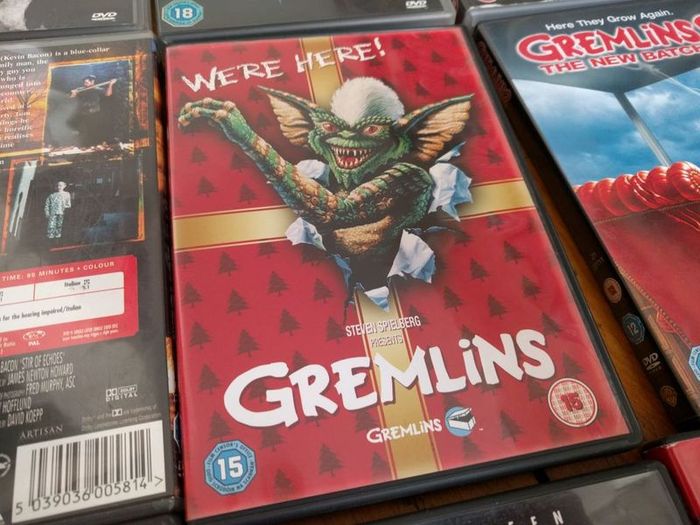 Horror DVD lot pack bundle Gremlins Alien Lost Boys Hostel