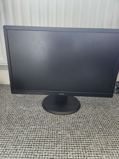Monitor IIyama 22"