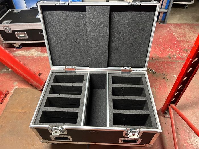 Flight Case for 8 Led pars Lights or similar