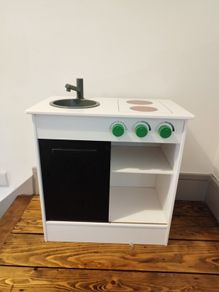 Small IKEA toy kitchen
