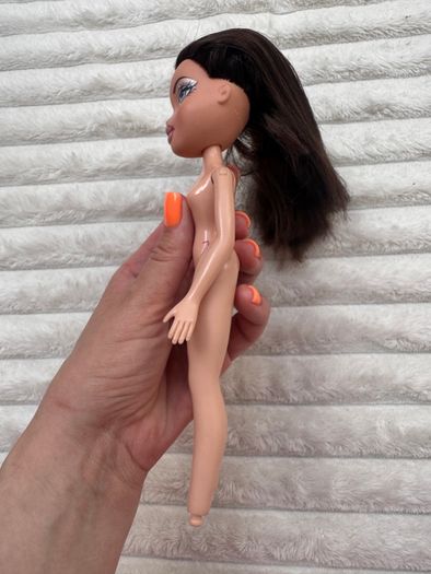 Bratz Winter Wintertime Wonderland Doll Dana Used Please see photos