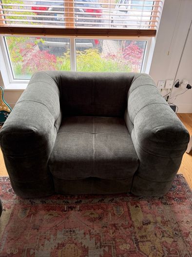 Bottega Manhattan Pine Green Armchair Price Drop
