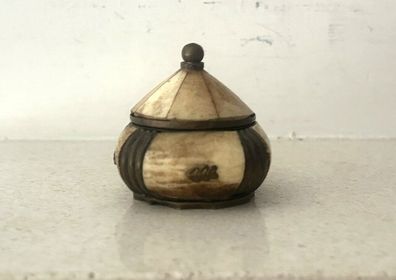 Vintage 1970s Brass & Bone Trinket Box
