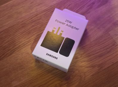 Samsung 25w Power adapter