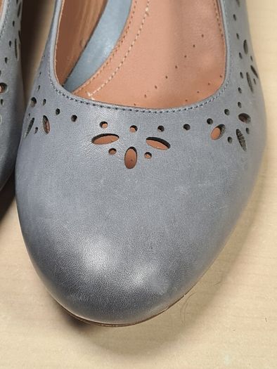 womens CLARKS DENNY DAZZLE grey shoes leather slip on heels court pumps Size UK 5.5 E wide fit EU 38.5