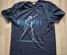 Bon Jovi 2019 'This House Is Not For Sale' European tour t shirt (Size L)