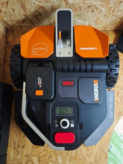 Sale!! Worx Landroid Vision L1600 WR216E Robot Mower - Complete Kit!