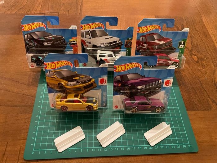 Hot Wheels / Match box sealed car display stands
