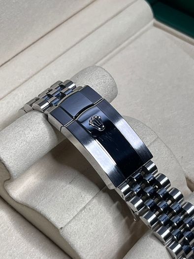 Rolex Datejust 41mm - Jubilee bracelet