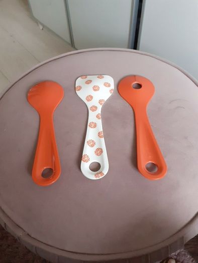 salad spoons x 3
