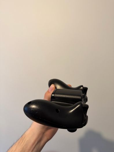 Official Xbox 360 Wireless Controller - Excellent Condition - Black